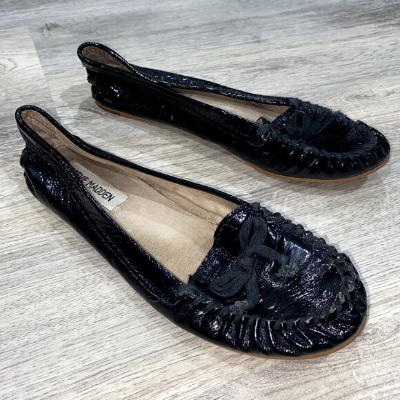 Steve Madden Black Patent Leather Moccasin Flats with Bow Detail Size 8.5 - Picture 7 of 9
